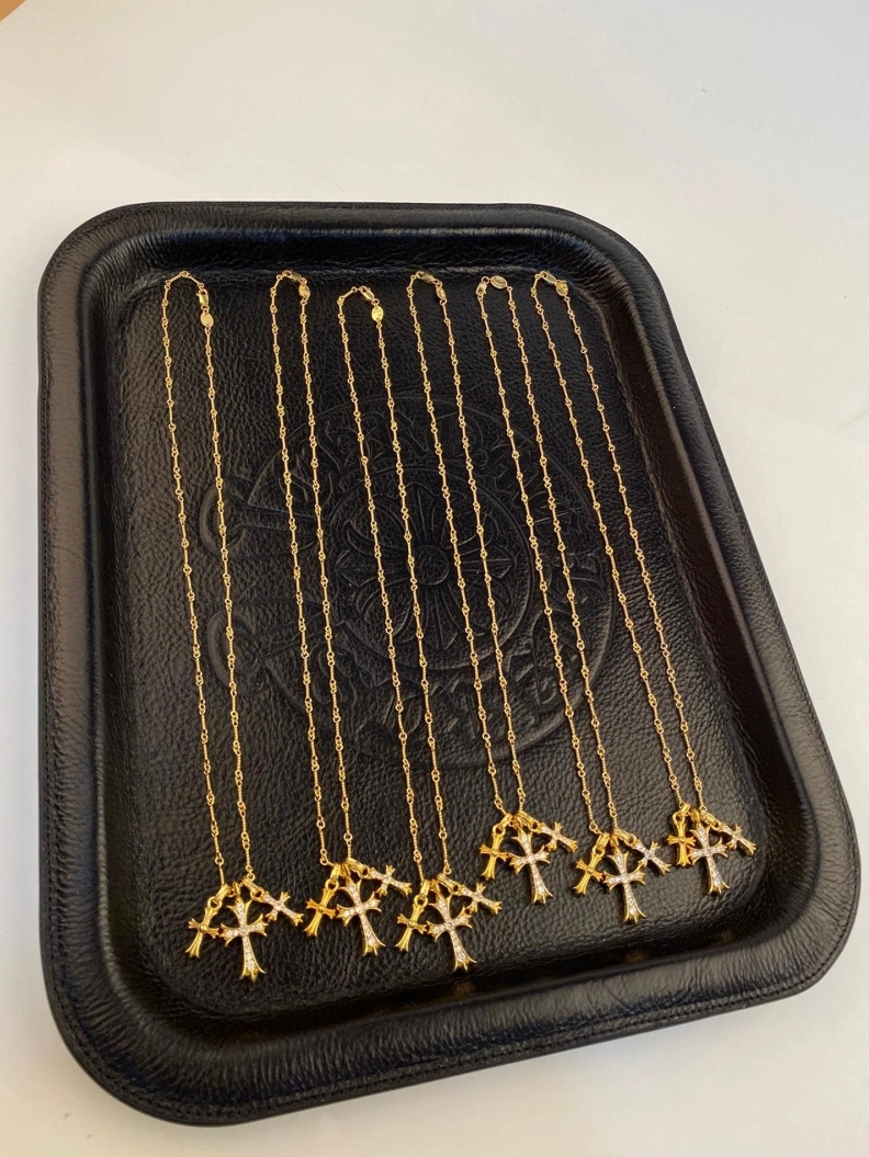 Chrxmx Hxxrts Necklaces AllSeason 297740