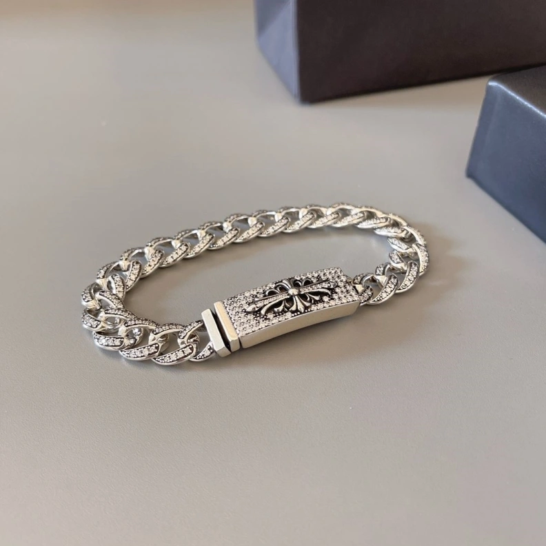 Stylish Chrxmx Hxxrts Bracelets 298154