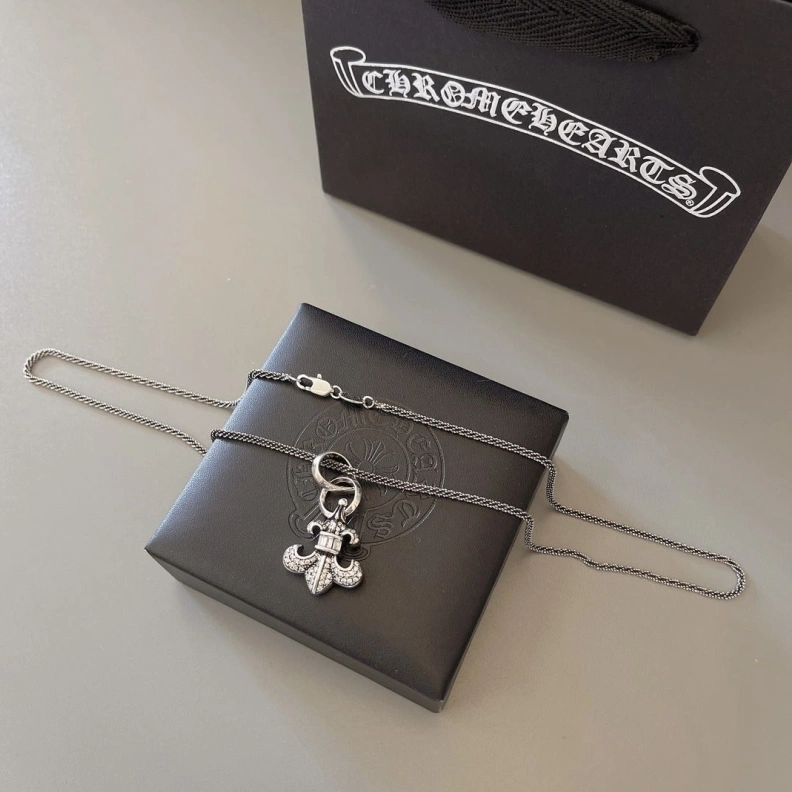 Chrxmx Hxxrts Necklaces ModernLook 297736