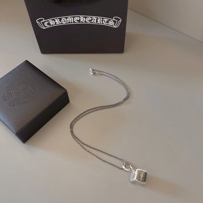 Chrxmx Hxxrts Necklaces Lightweight 297737