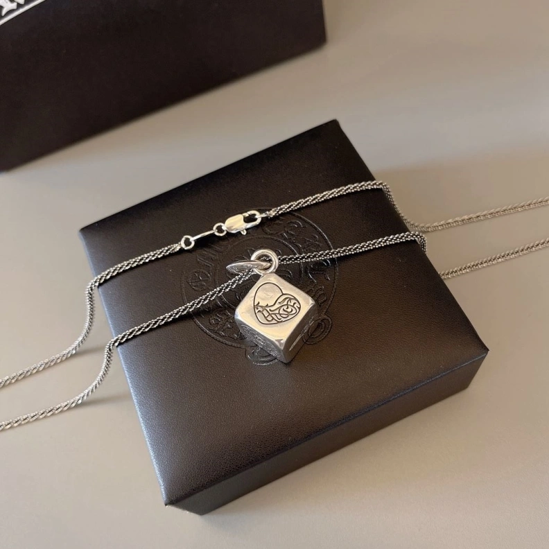 Chrxmx Hxxrts Necklaces Lightweight 297737