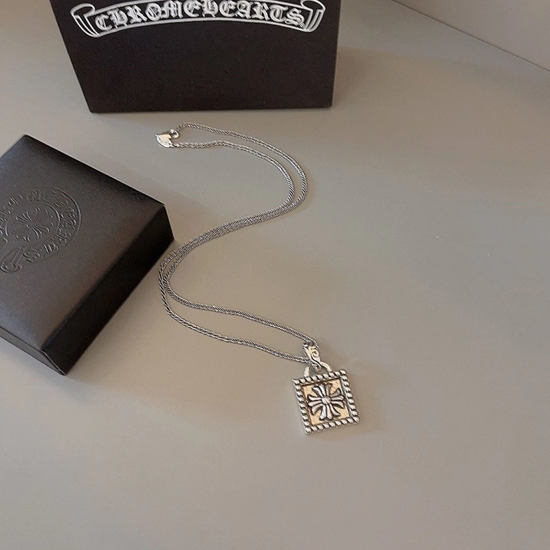 Unique Chrxmx Hxxrts Necklaces 297734