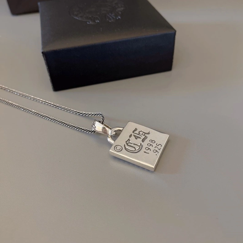Unique Chrxmx Hxxrts Necklaces 297734