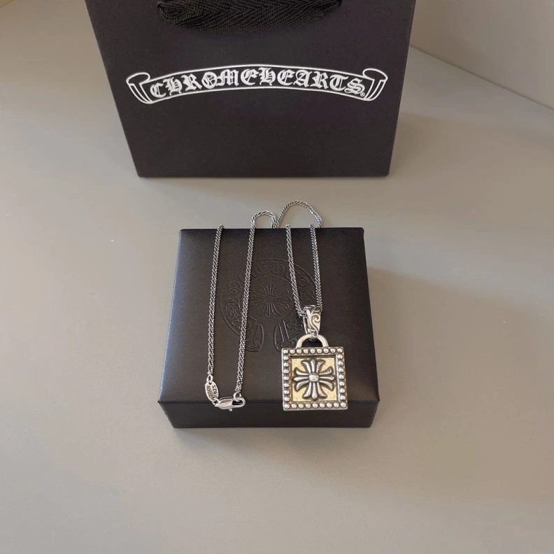Unique Chrxmx Hxxrts Necklaces 297734