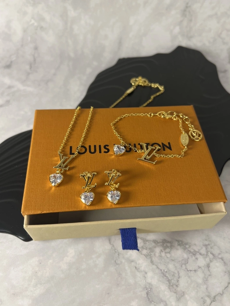 Lightweight LX Necklaces 309277
