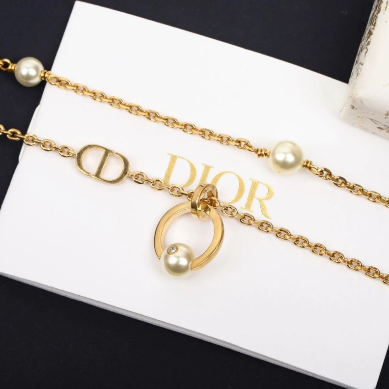 Christian Dxxr Necklaces Versatile 294364