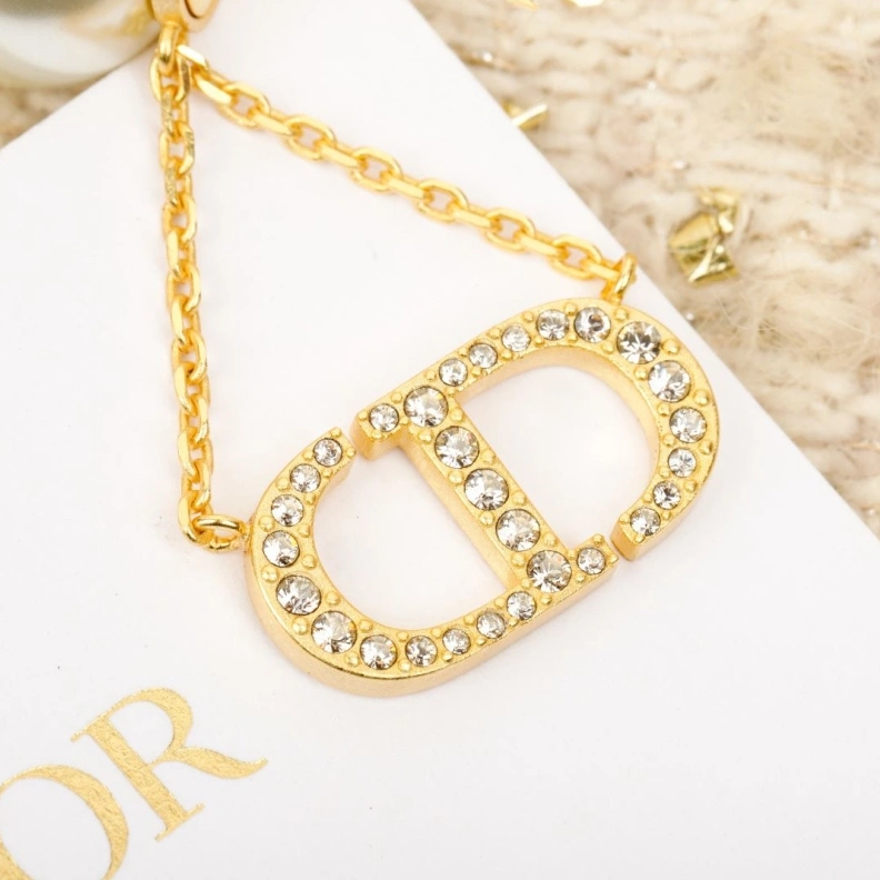Christian Dxxr Earrings ModernLook 294475