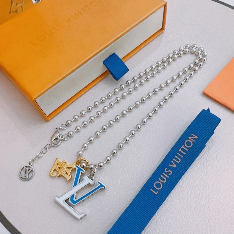 Fashionable LX Necklaces 309280