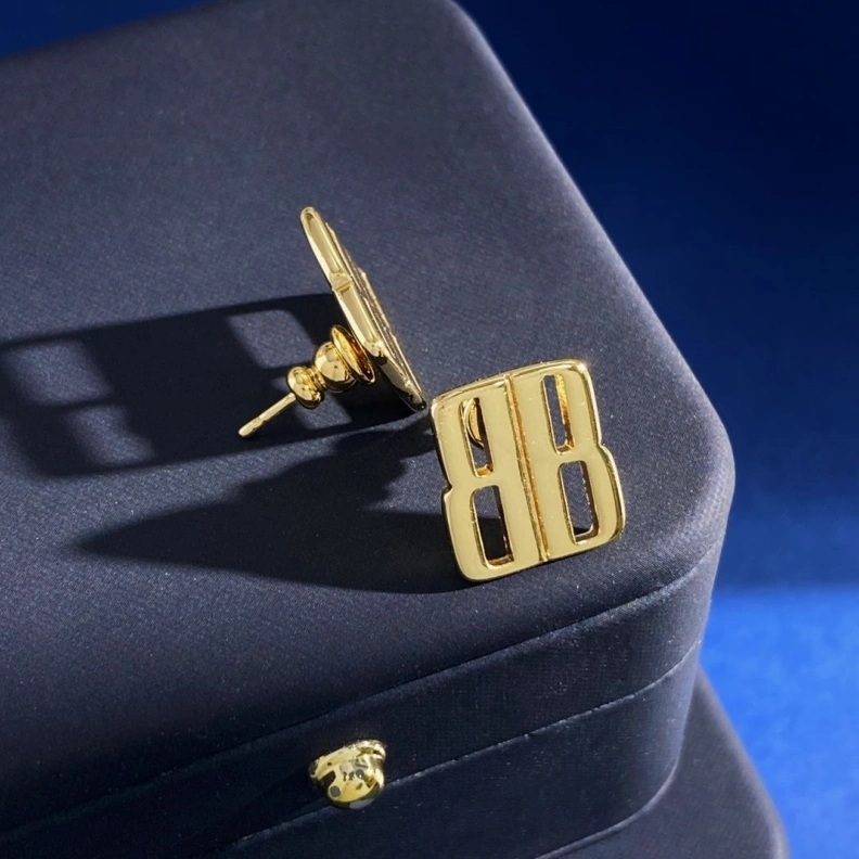 UrbanStyle Bxlxnciaga Earrings 282285