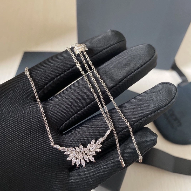 Classic Axm Necklaces 281447
