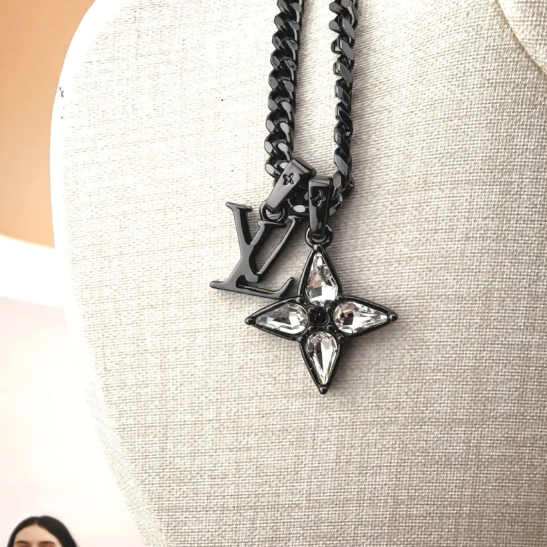 Comfortable LX Necklaces 309269