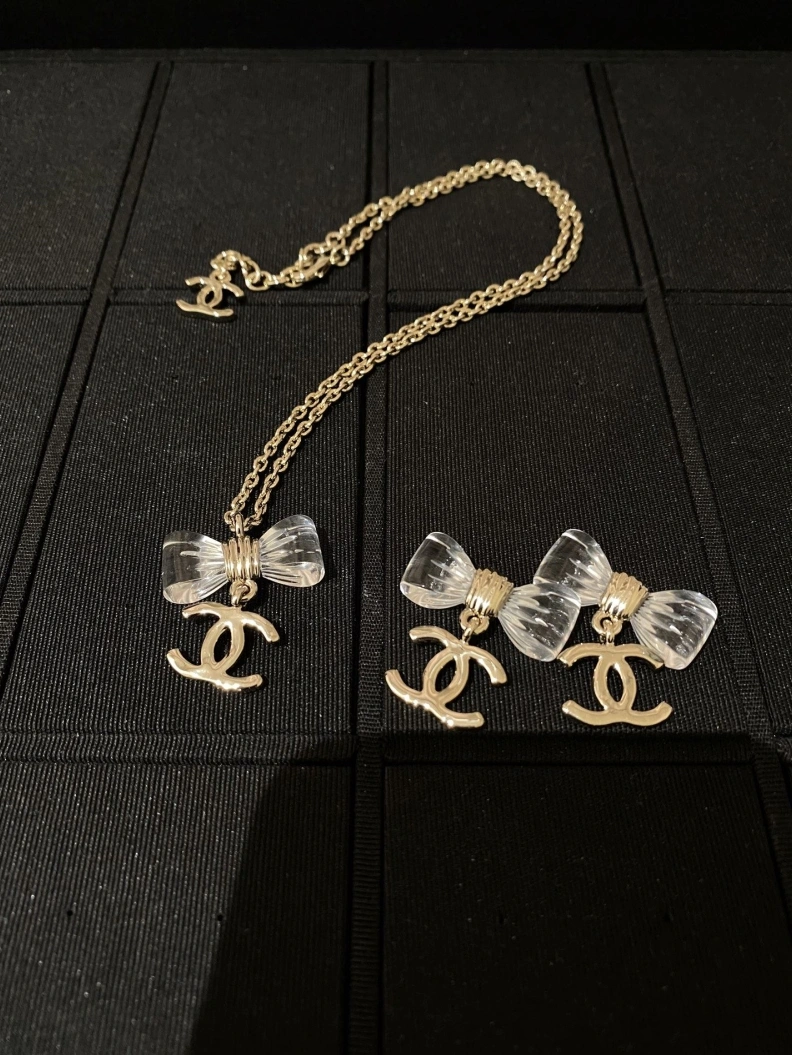 Affordable Chxnxl Necklaces 286652