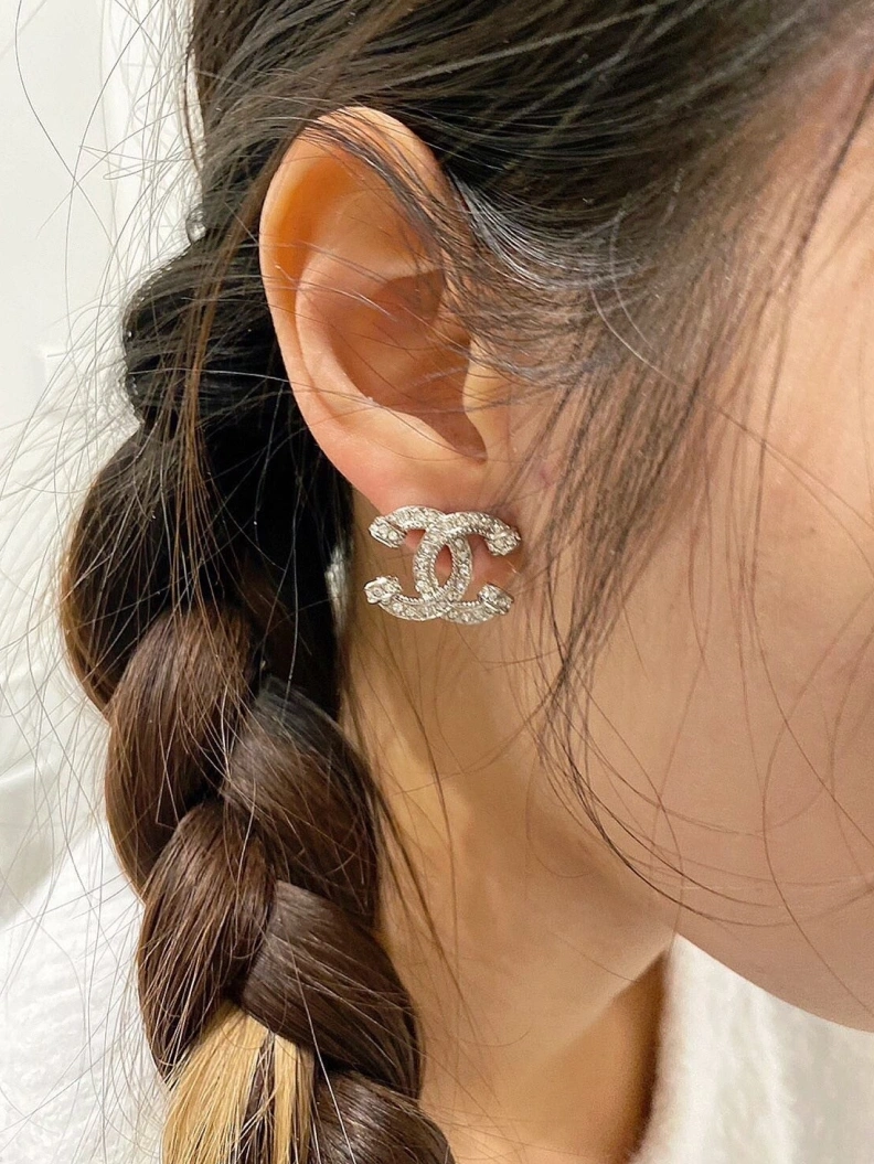 Efficient Chxnxl Earrings 287153