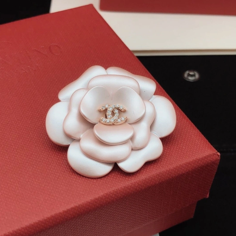 Durable Chxnxl Brooches 287756