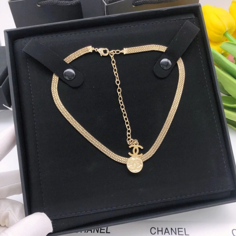 Elegant Chxnxl Necklaces 286651