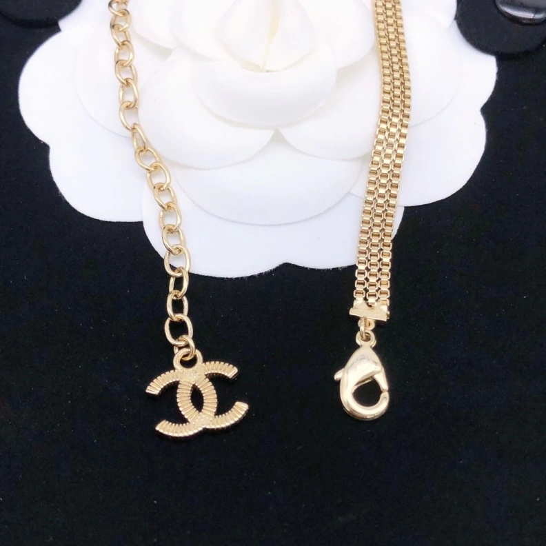Elegant Chxnxl Necklaces 286651