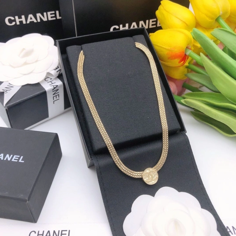 Elegant Chxnxl Necklaces 286651