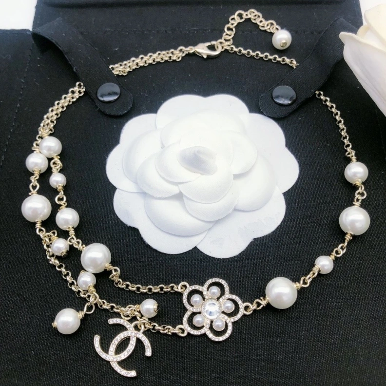 Affordable Chxnxl Necklaces 286650