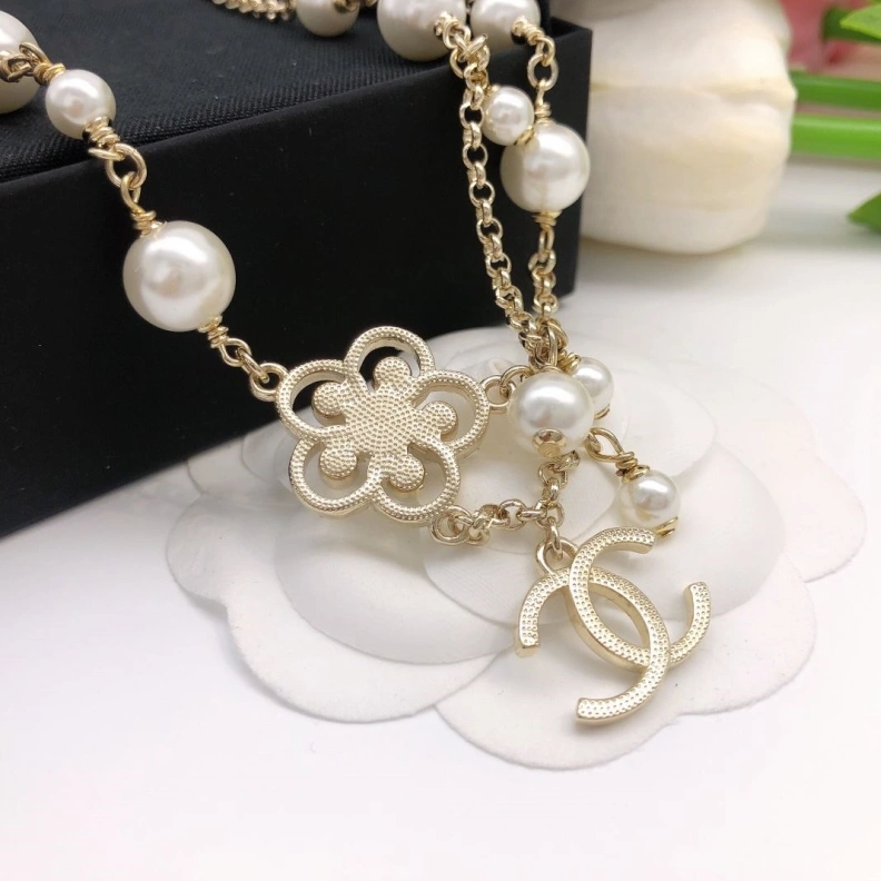 Affordable Chxnxl Necklaces 286650