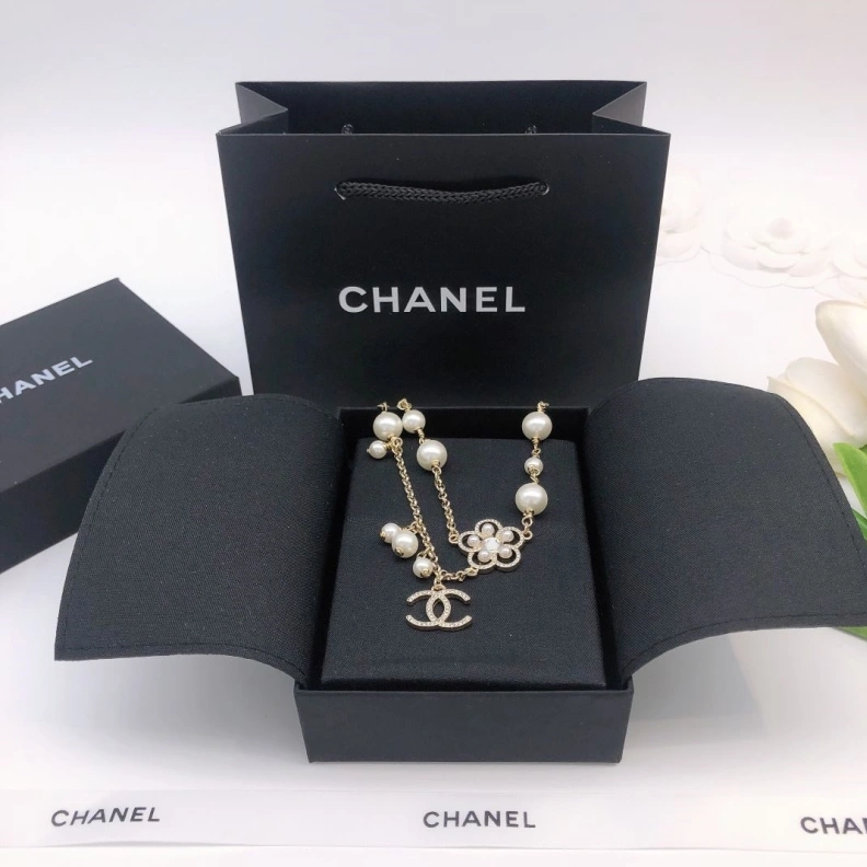 Affordable Chxnxl Necklaces 286650