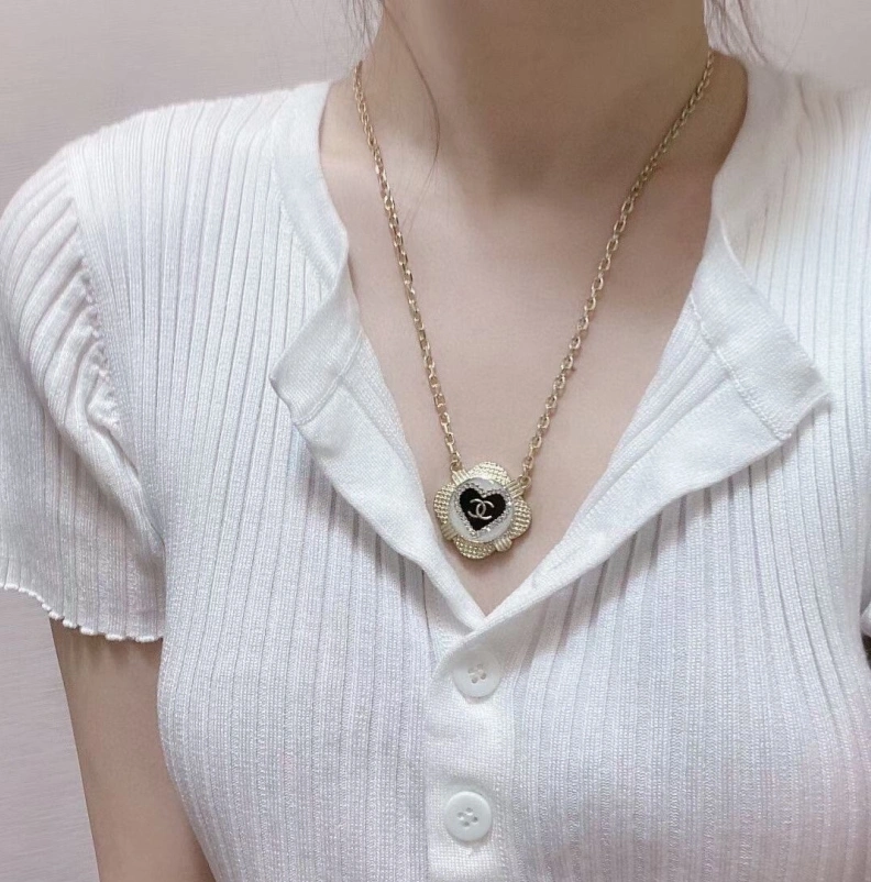 Durable Chxnxl Necklaces 286649
