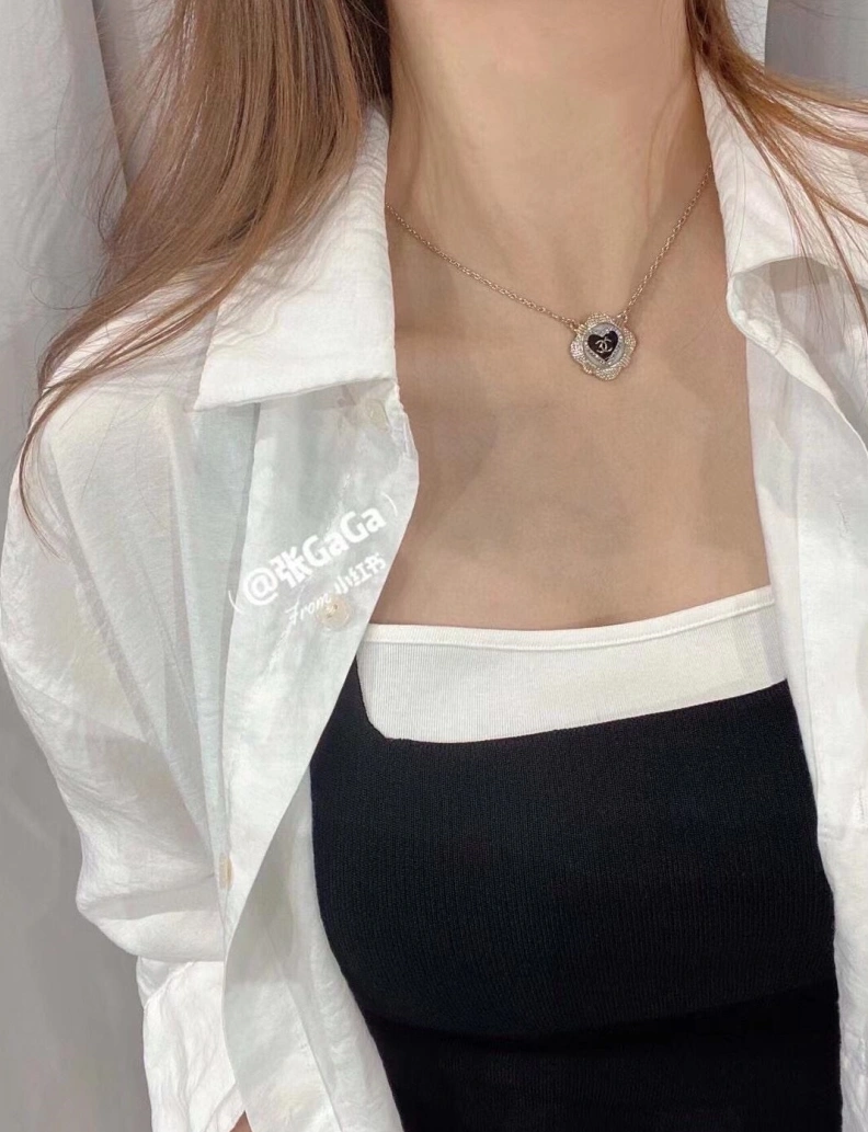 Durable Chxnxl Necklaces 286649