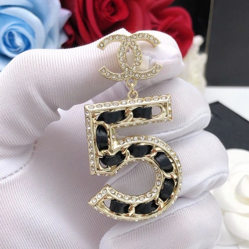 Durable Chxnxl Earrings 287155