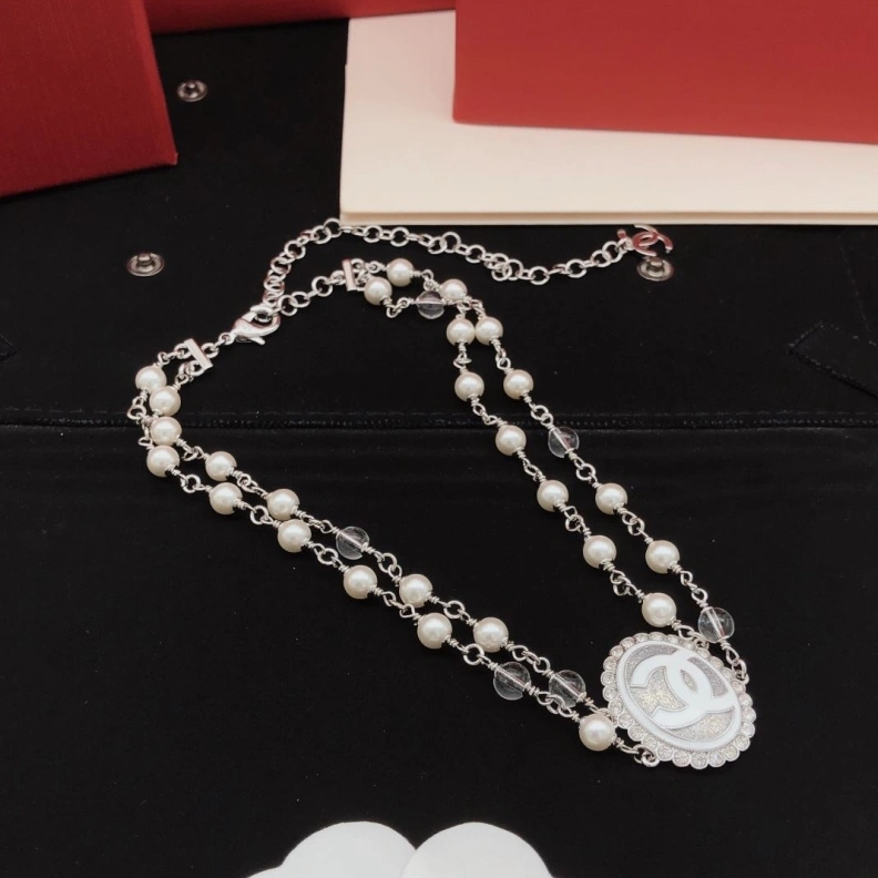 Trendsetting Chxnxl Necklaces 286631