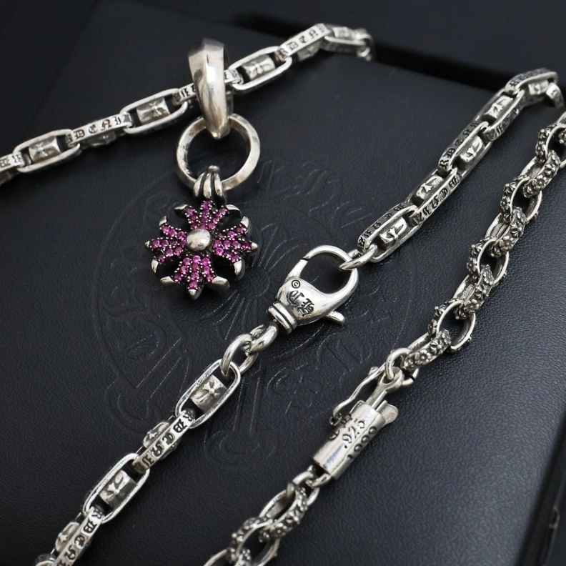 Chrxmx Hxxrts Necklaces EasyMatch 297704