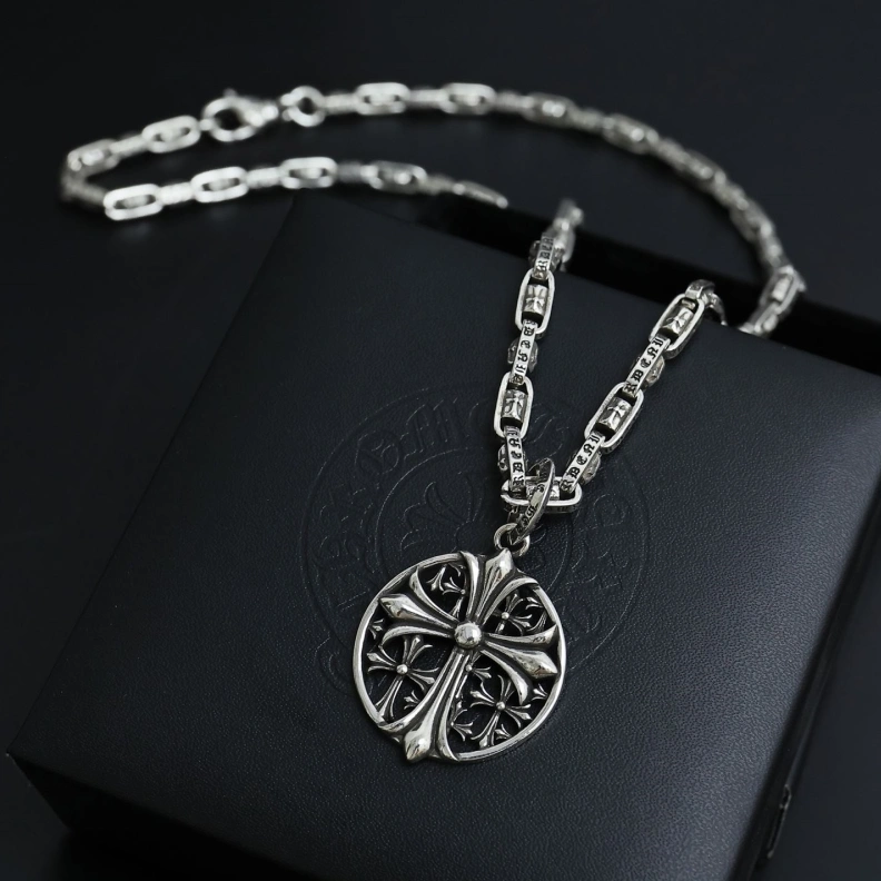Comfortable Chrxmx Hxxrts Necklaces 297701