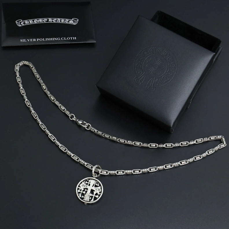 Comfortable Chrxmx Hxxrts Necklaces 297701