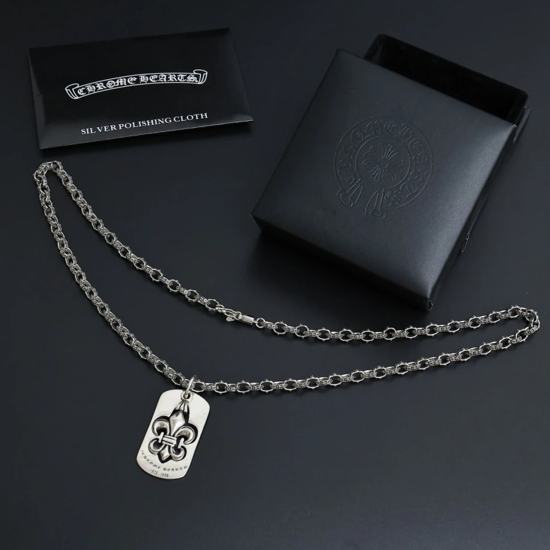 Chrxmx Hxxrts Necklaces Comfortable 297710