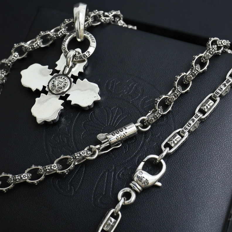 Chrxmx Hxxrts Necklaces Classic 297698