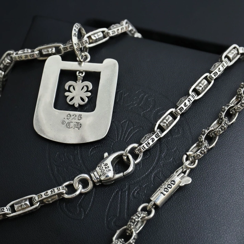 Sleek Chrxmx Hxxrts Necklaces 297697