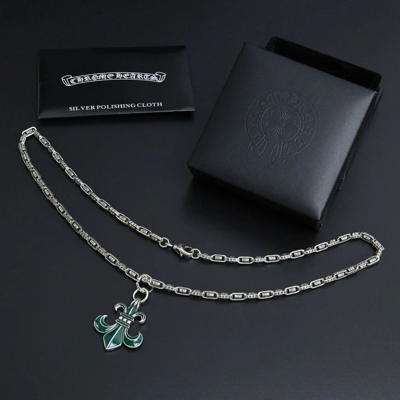 Durable Chrxmx Hxxrts Necklaces 297707