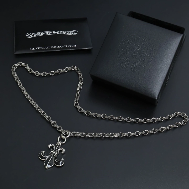 Durable Chrxmx Hxxrts Necklaces 297707