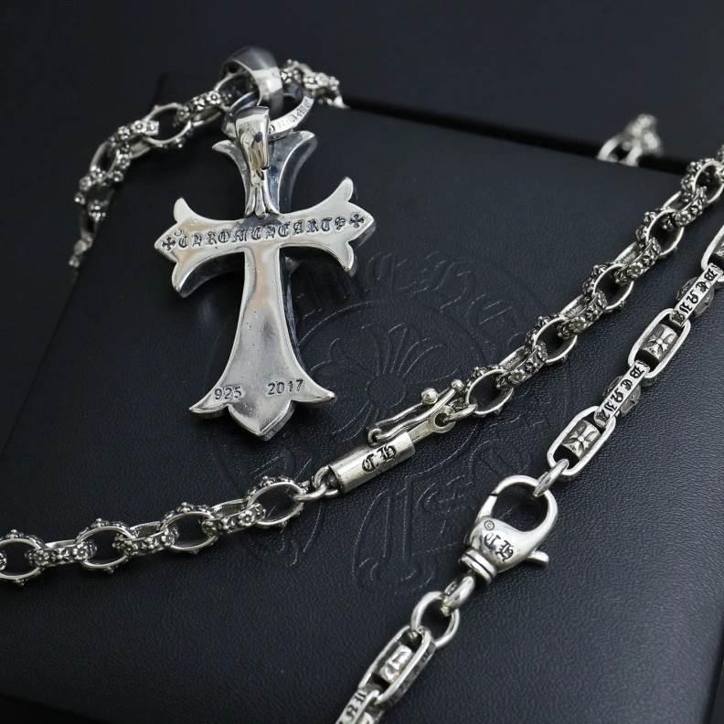Affordable Chrxmx Hxxrts Necklaces 297703