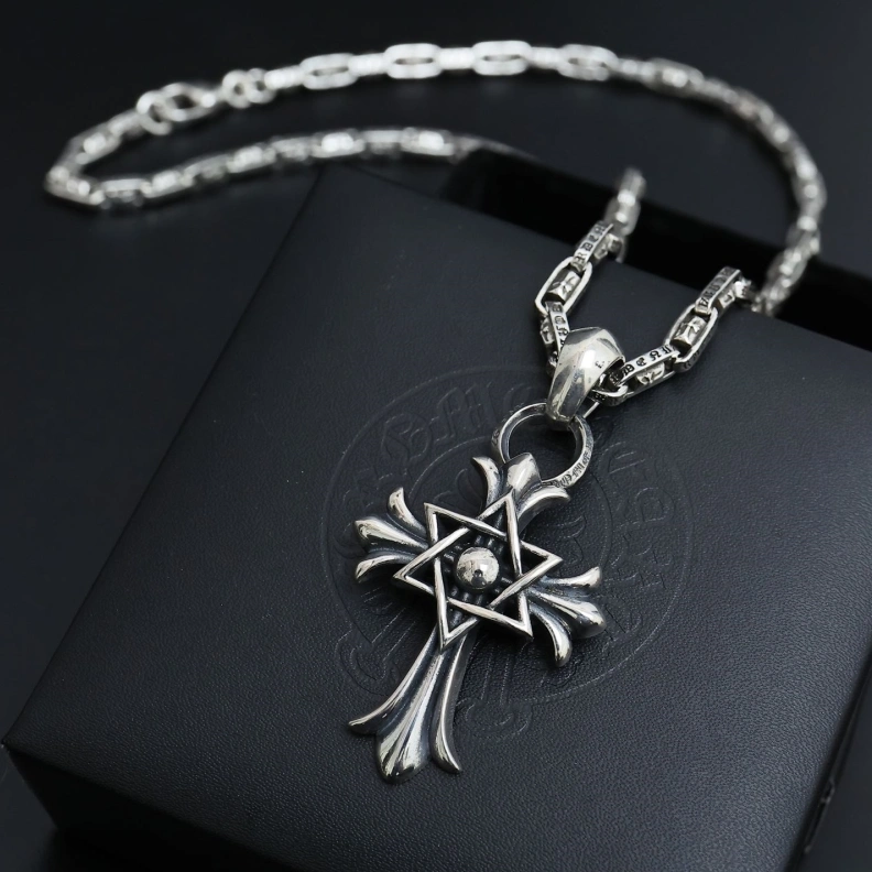 Modern Chrxmx Hxxrts Necklaces 297695