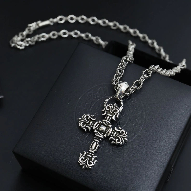 Modern Chrxmx Hxxrts Necklaces 297695