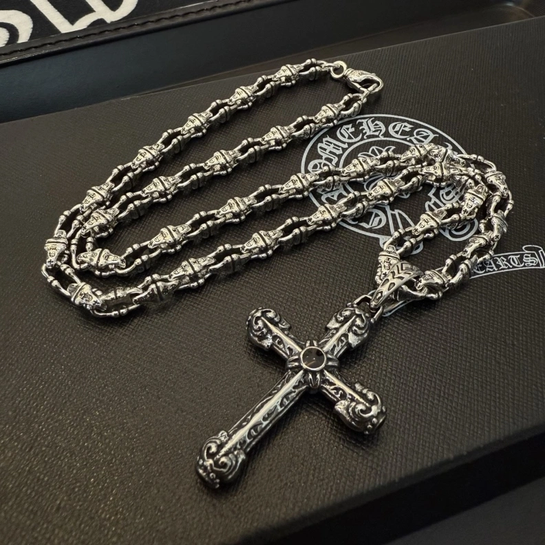 Functional Chrxmx Hxxrts Necklaces 297706