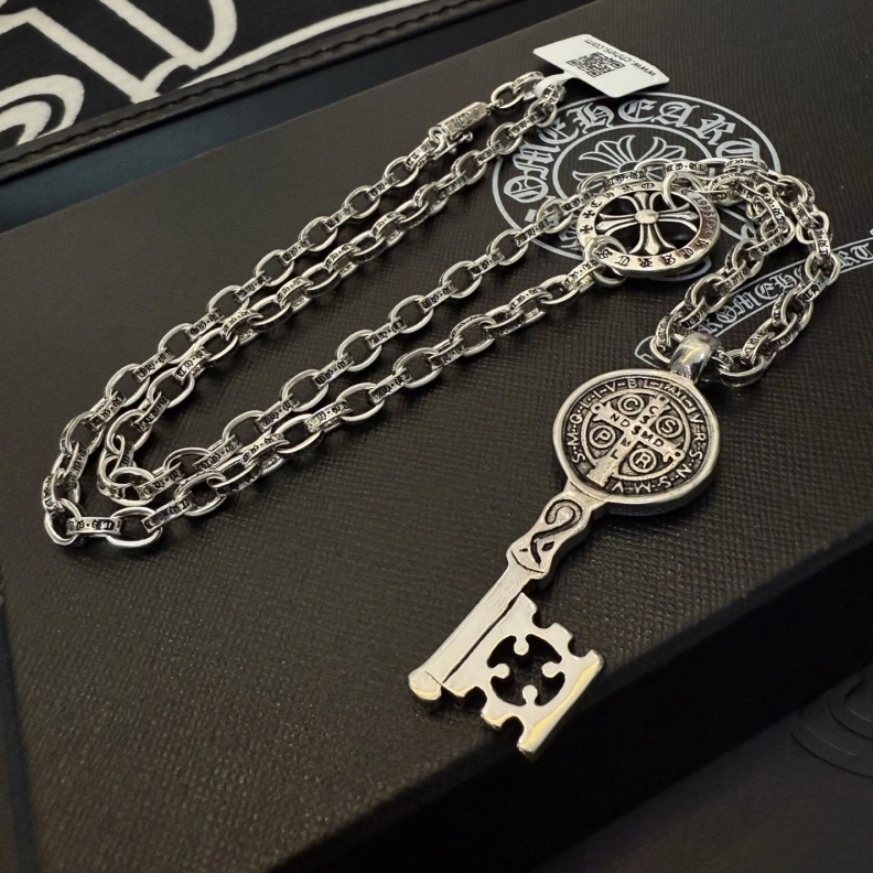 Chrxmx Hxxrts Necklaces EyeCatching 297696