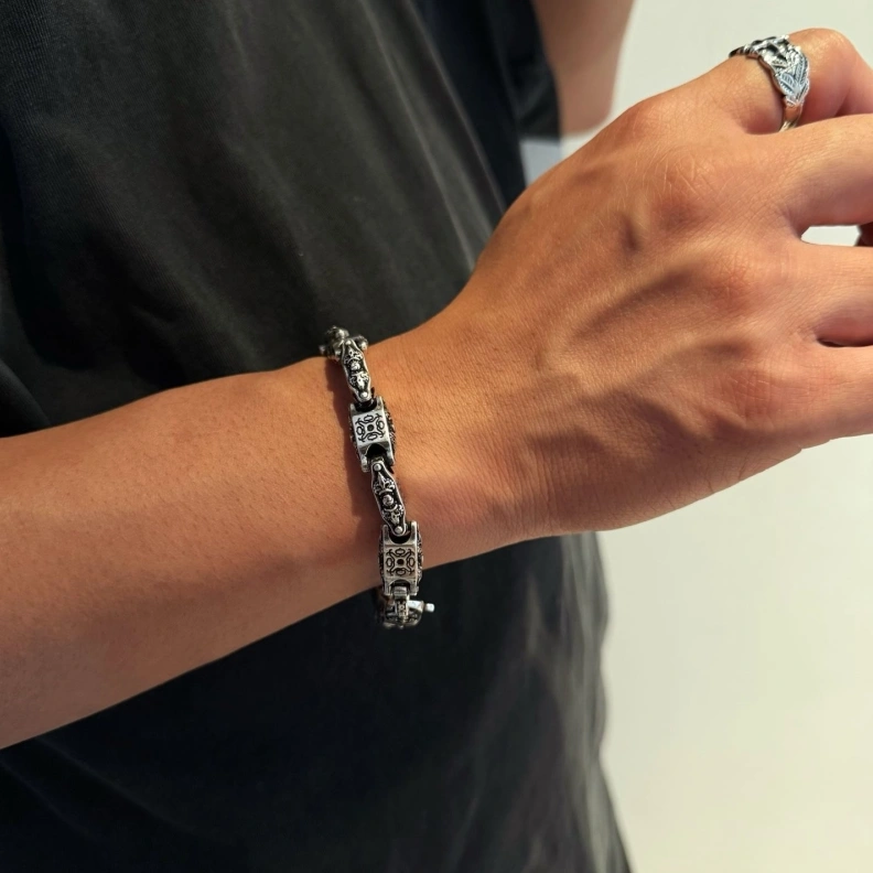 Durable Chrxmx Hxxrts Bracelets 298132