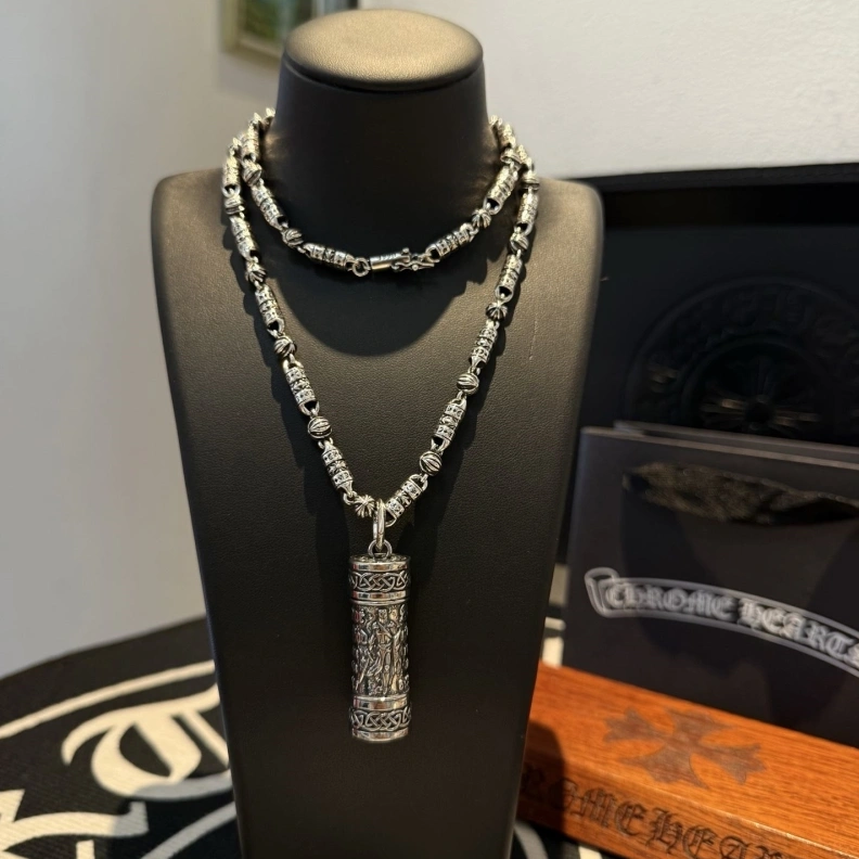 Minimalist Chrxmx Hxxrts Necklaces 297708