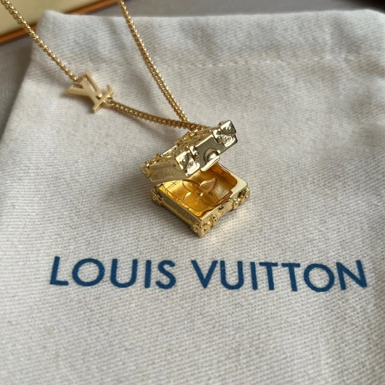Practical LX Necklaces 309265