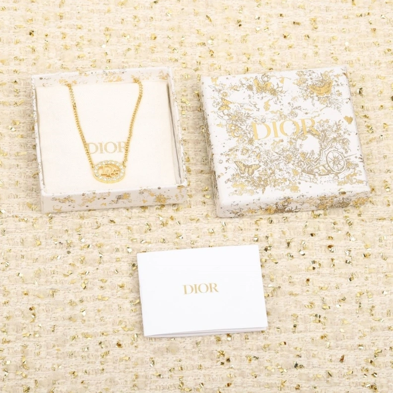 UrbanStyle Christian Dxxr Necklaces 294362