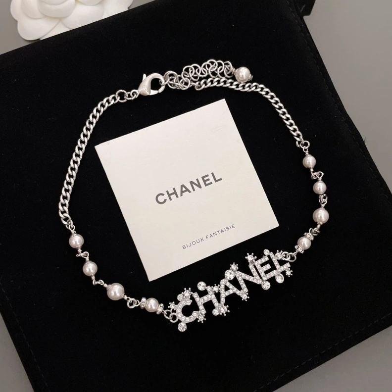 Bright Chxnxl Necklaces 286638