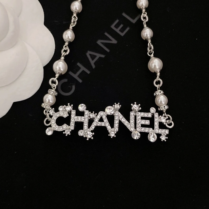 Bright Chxnxl Necklaces 286638