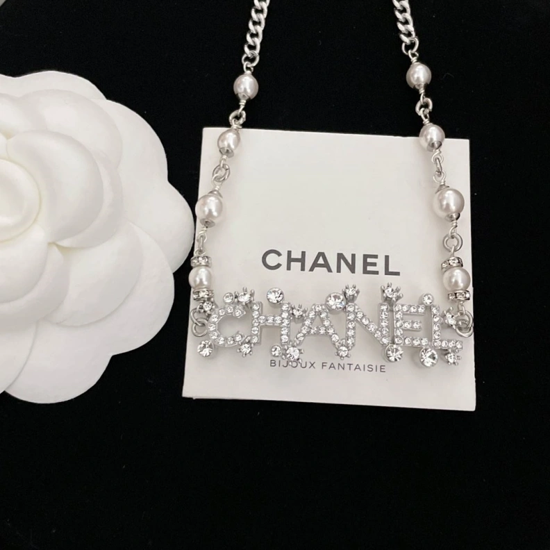 Bright Chxnxl Necklaces 286638