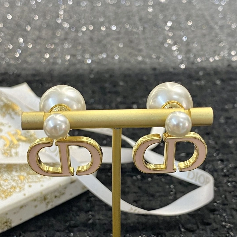 Sophisticated Christian Dxxr Earrings 294472