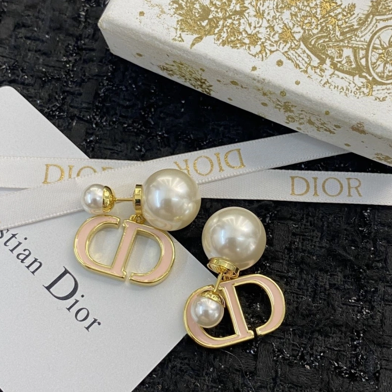Sophisticated Christian Dxxr Earrings 294472